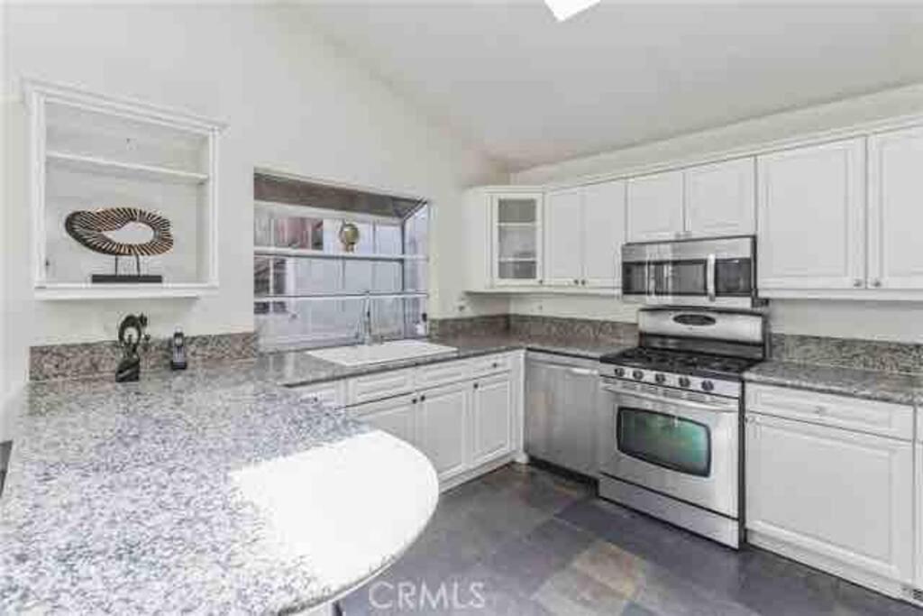 Stunning Mediterranean Mansion In Laurel Canyon 로스앤젤레스 외부 사진