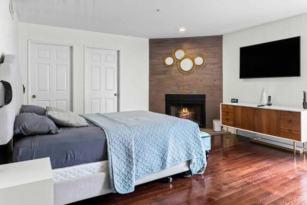 Stunning Mediterranean Mansion In Laurel Canyon 로스앤젤레스 외부 사진